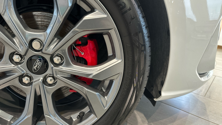 Ford Focus 1.0 EcoBoost Hybrid mHEV 155 ST-Line 5dr Auto Petrol Hatchback